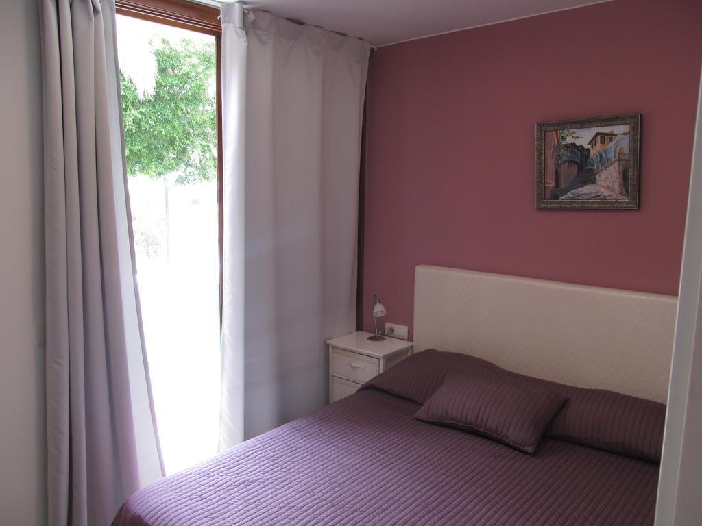 Apartment Virginia Playa de las Americas (Tenerife) Room photo