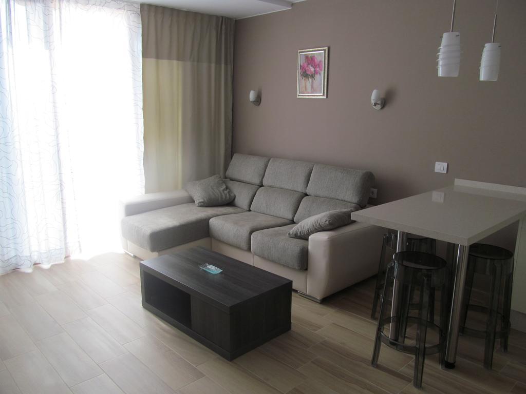 Apartment Virginia Playa de las Americas (Tenerife) Room photo