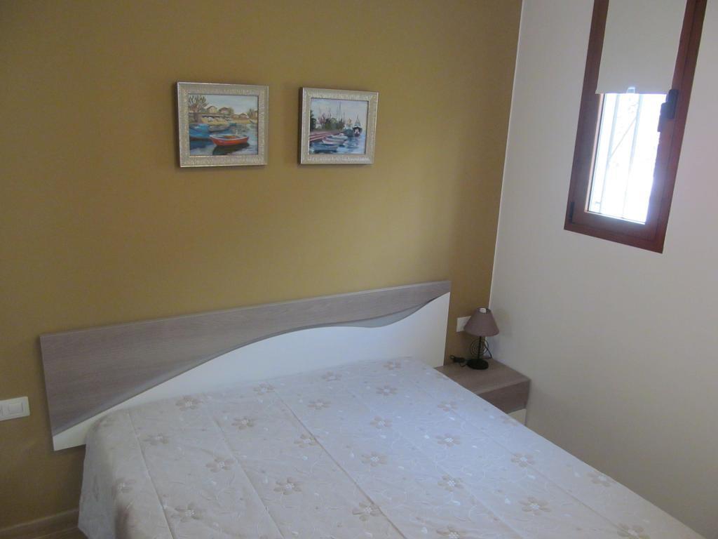 Apartment Virginia Playa de las Americas (Tenerife) Room photo